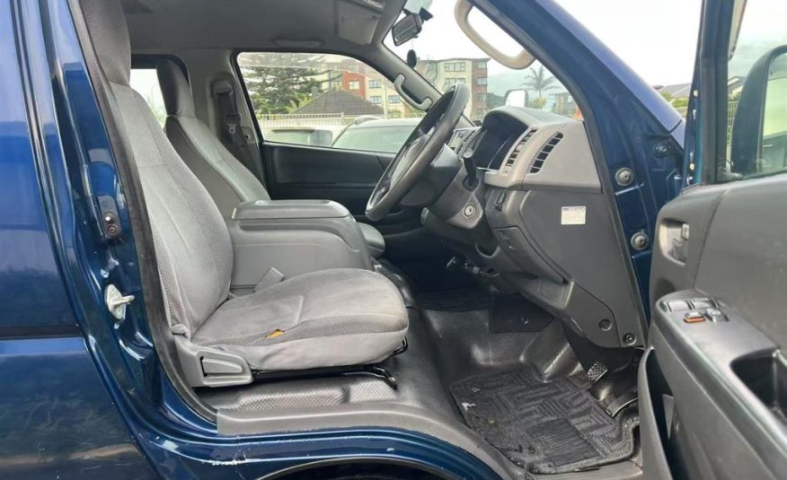 2008 Toyota Hiace