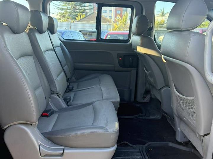 2009 Hyundai H1 Van