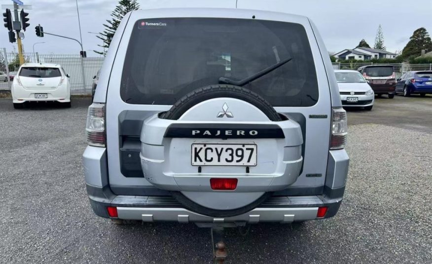 2007 Mitsubishi Pajero