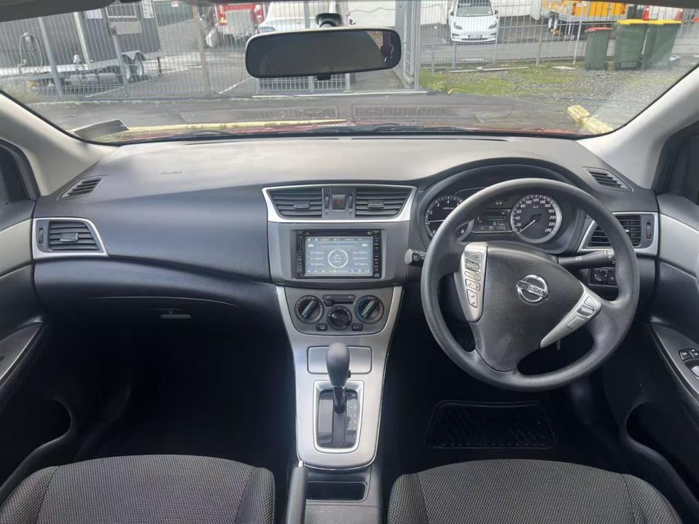 2016 Nissan Pulser