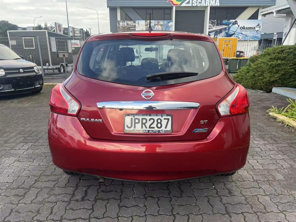2016 Nissan Pulser