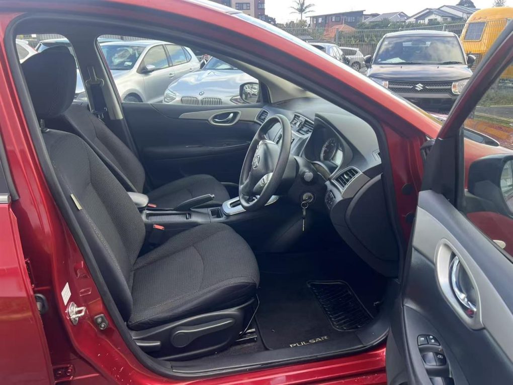 2016 Nissan Pulser