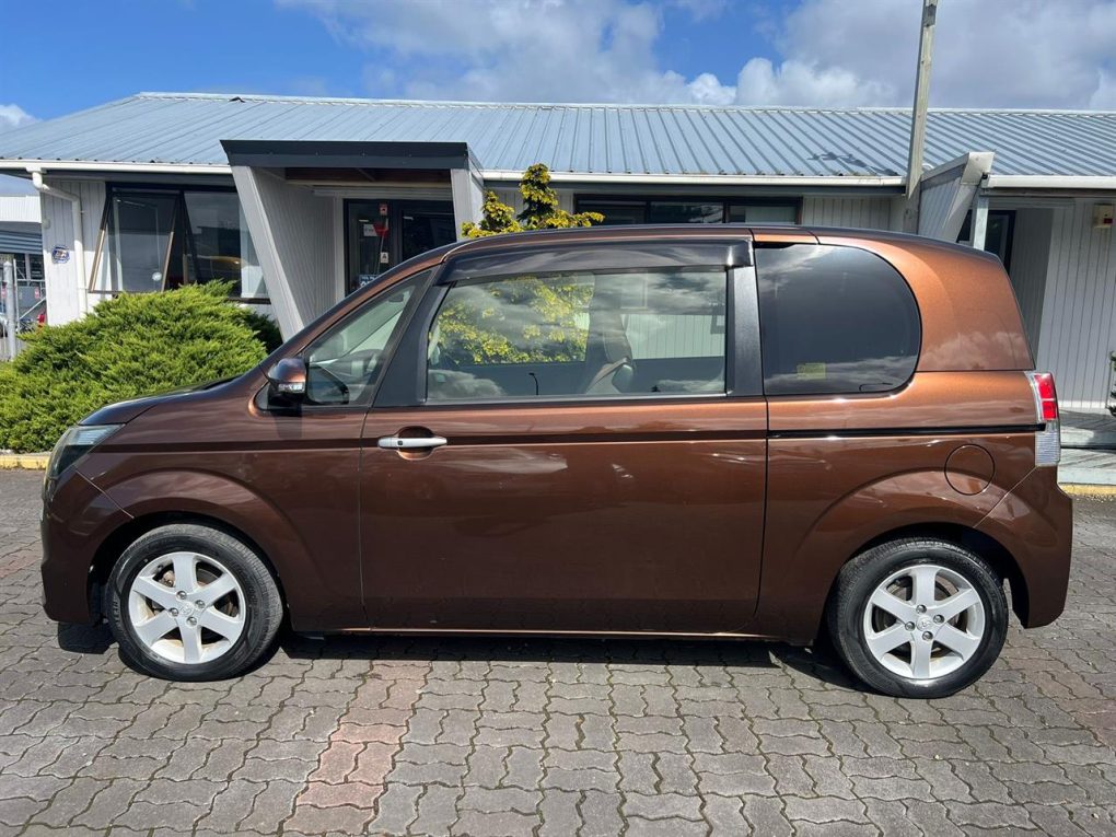 2014 Toyota SPADE