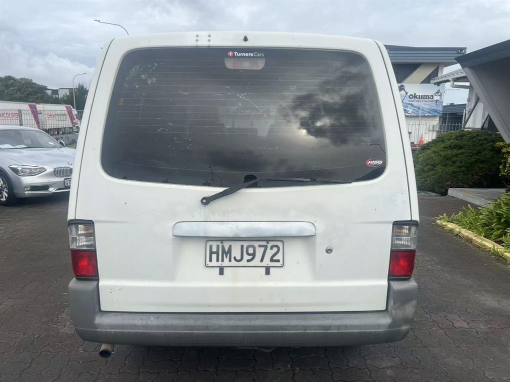 2010 Mazda Bongo