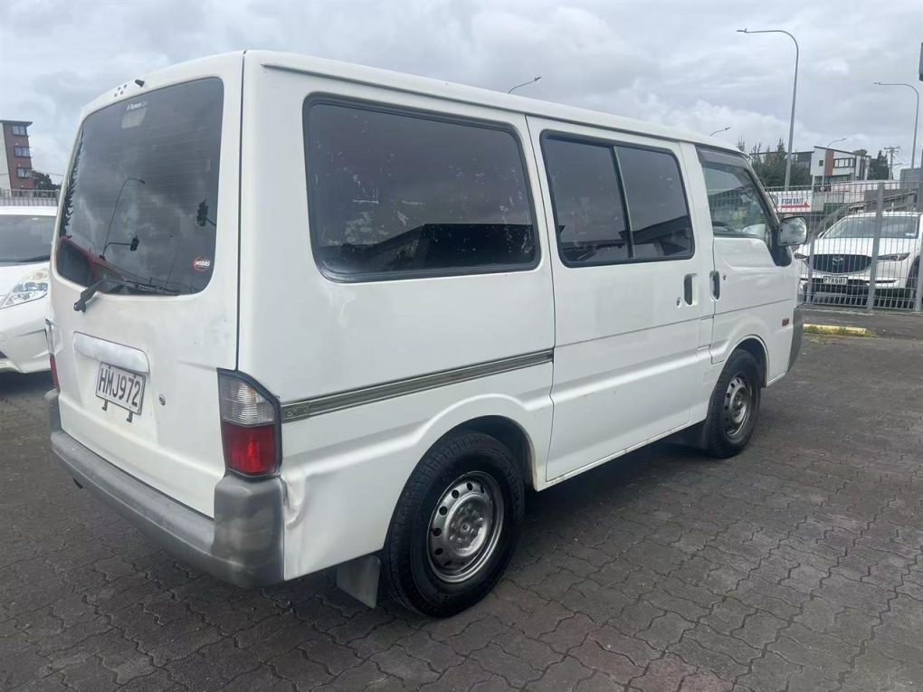 2010 Mazda Bongo