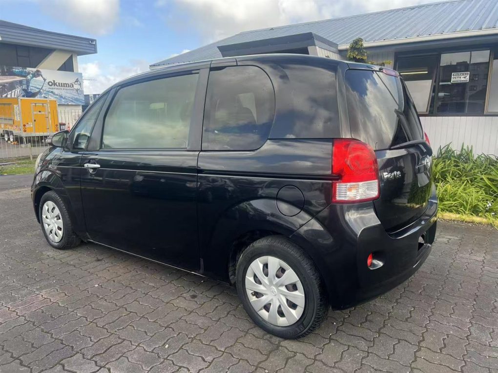 2013 Toyota Porte