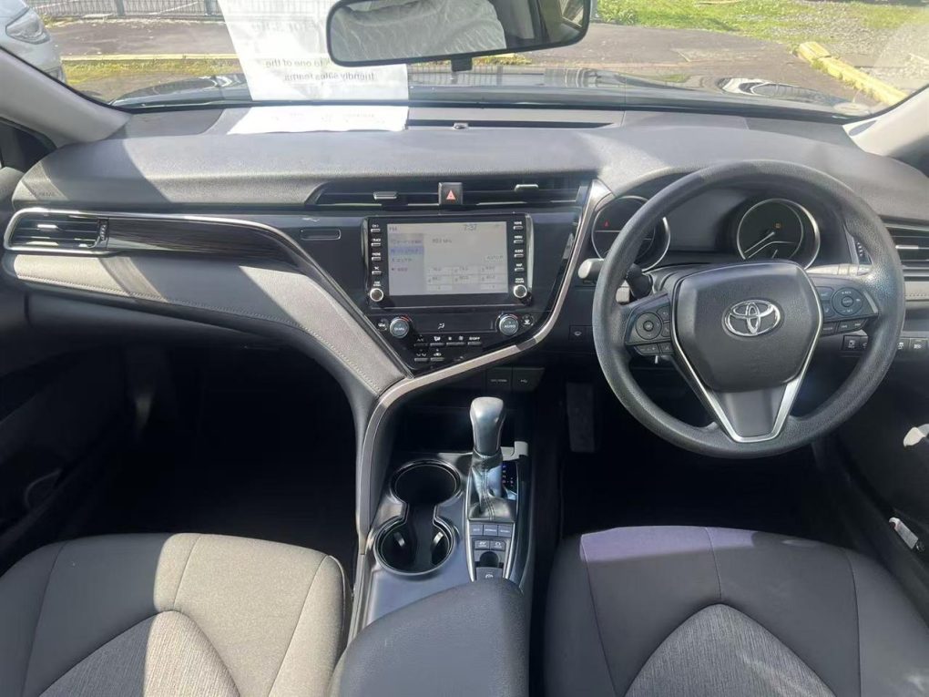 2020 Toyota Camry E-Four