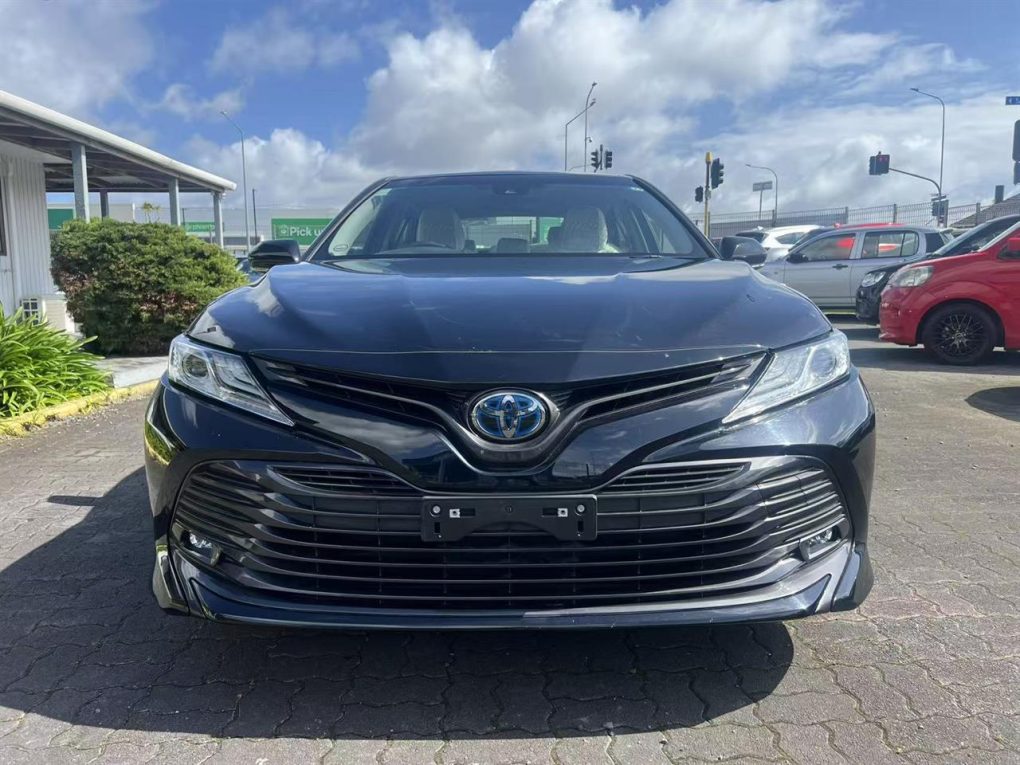2020 Toyota Camry E-Four