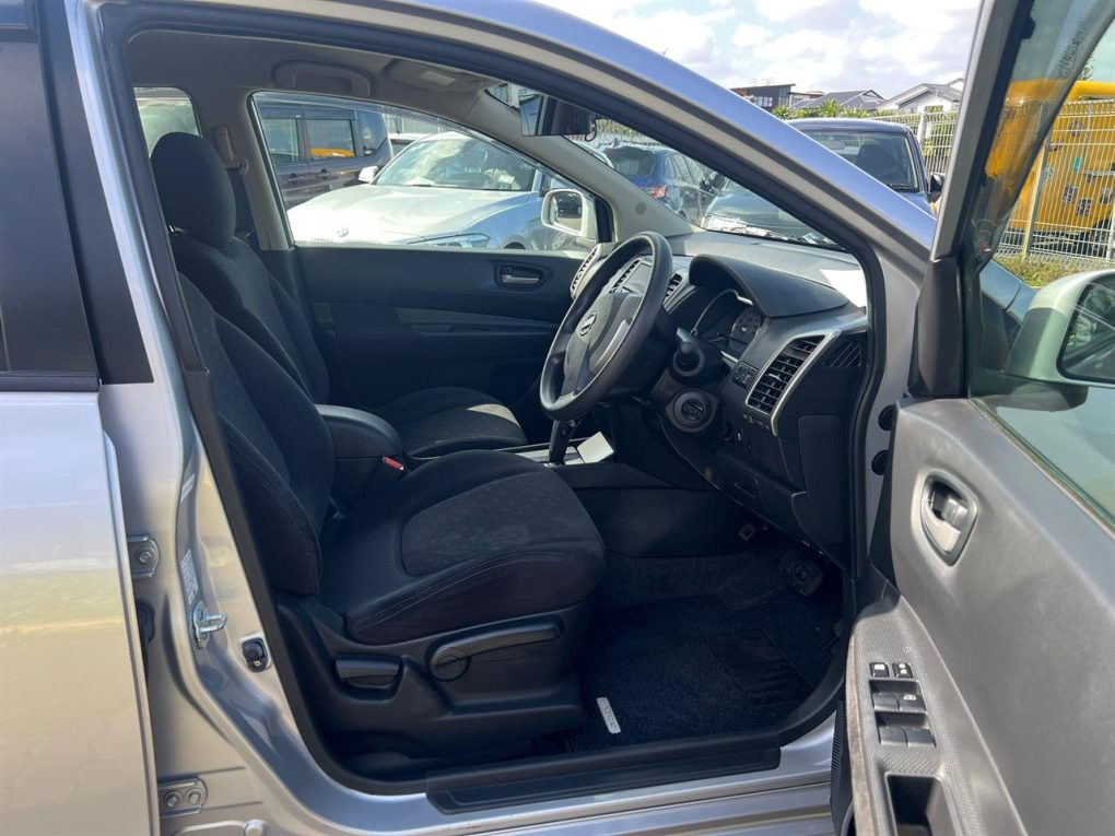 2015 Nissan WINGROAD