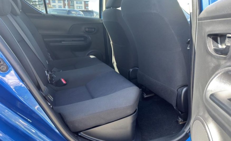 2015 Toyota Aqua