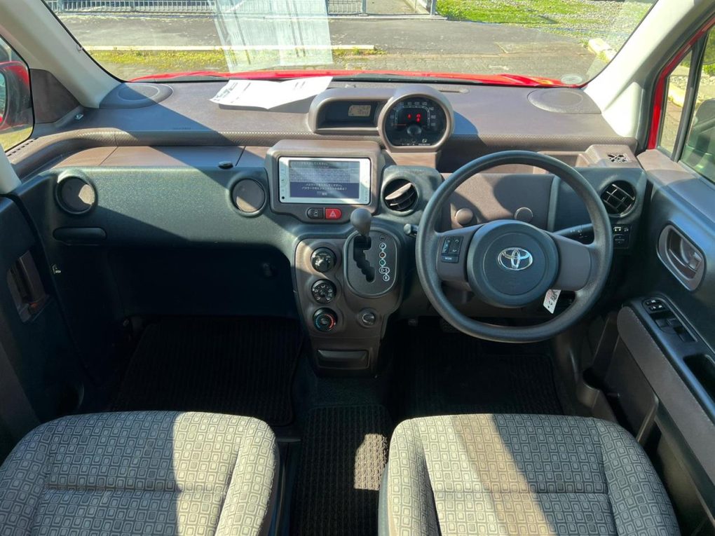 2013 Toyota SPADE