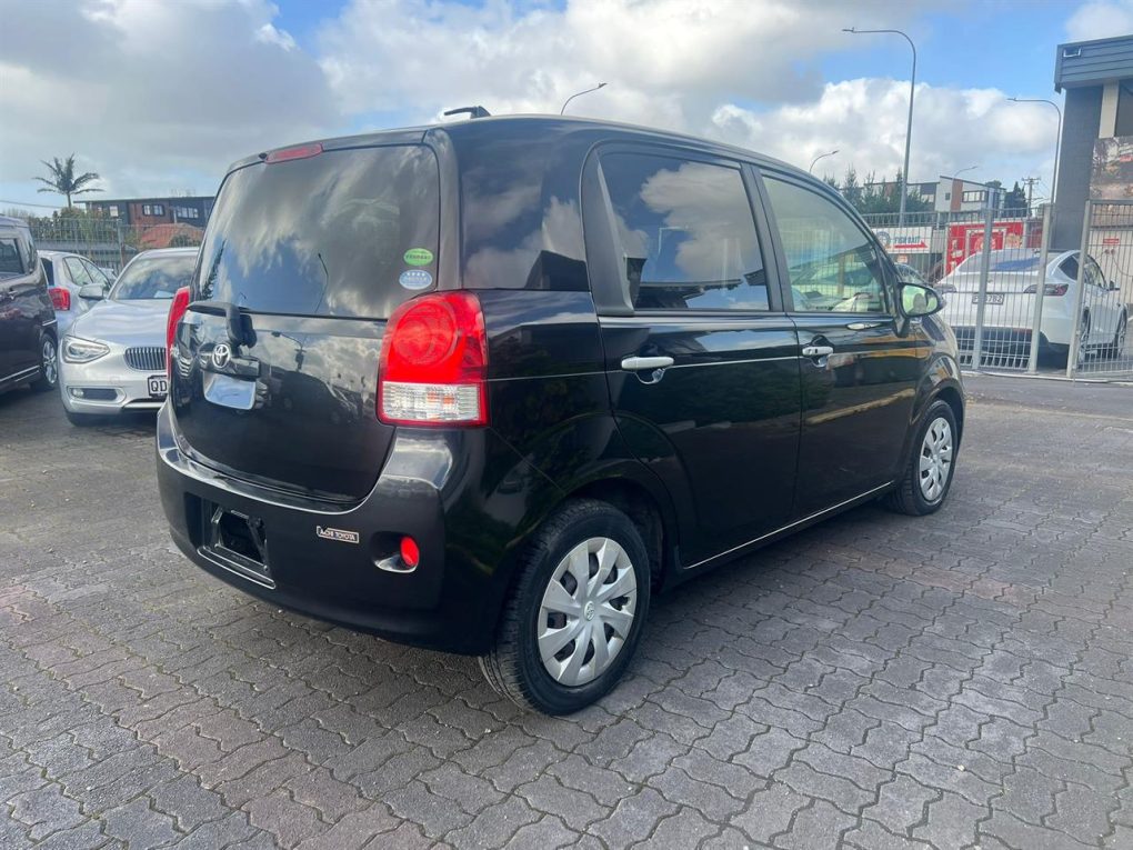 2013 Toyota Porte