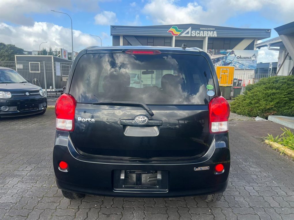 2013 Toyota Porte