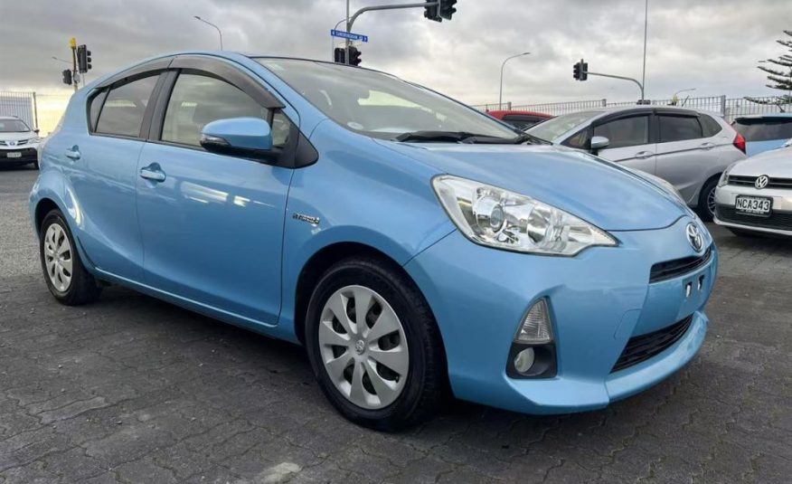 2013 Toyota Aqua G