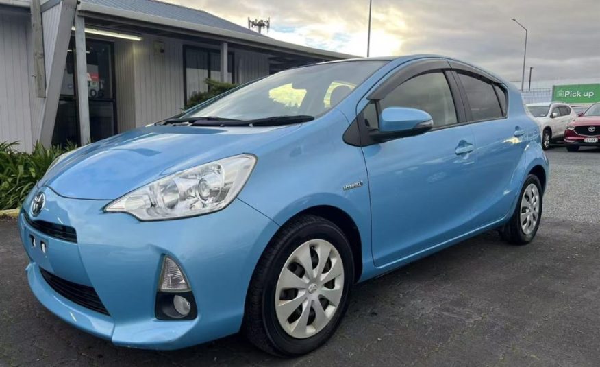 2013 Toyota Aqua G