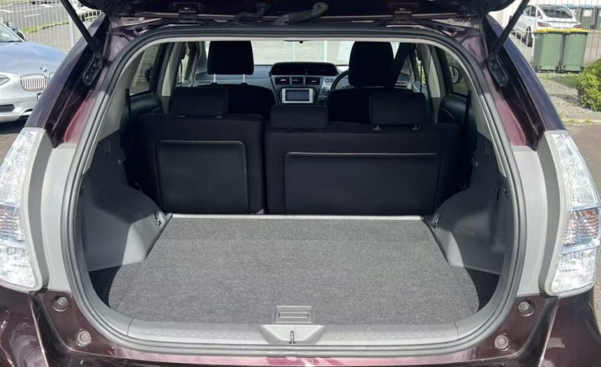 2014 Toyota Prius Alpha