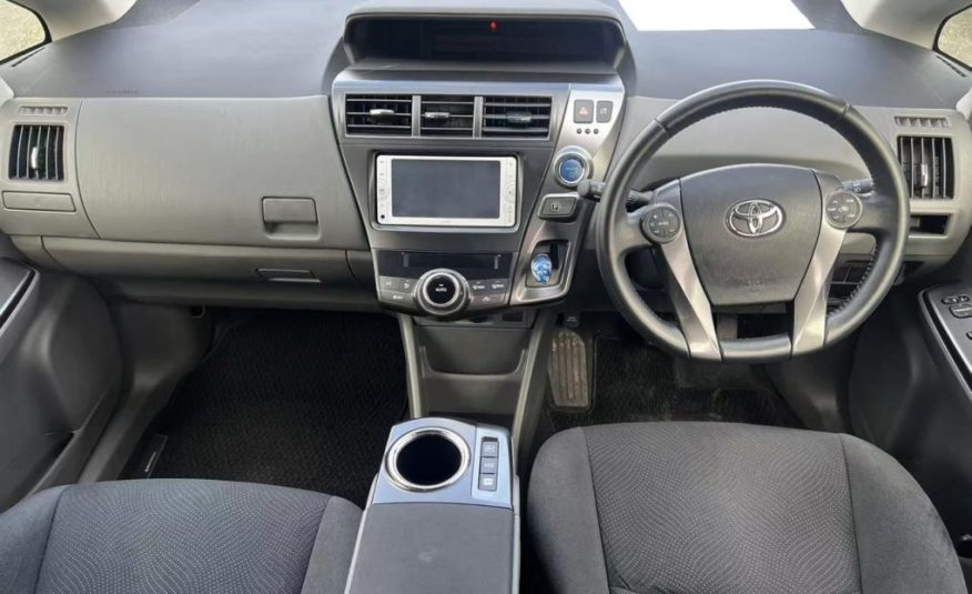 2014 Toyota Prius Alpha