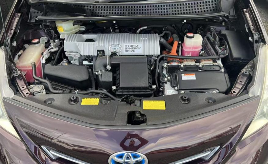 2014 Toyota Prius Alpha