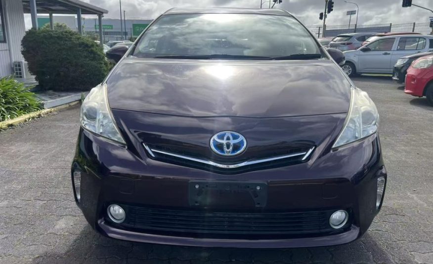 2014 Toyota Prius Alpha
