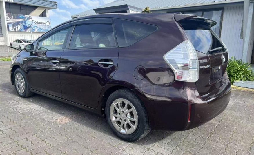 2014 Toyota Prius Alpha