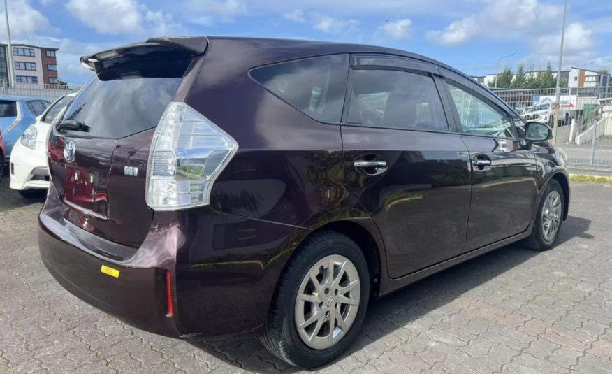 2014 Toyota Prius Alpha