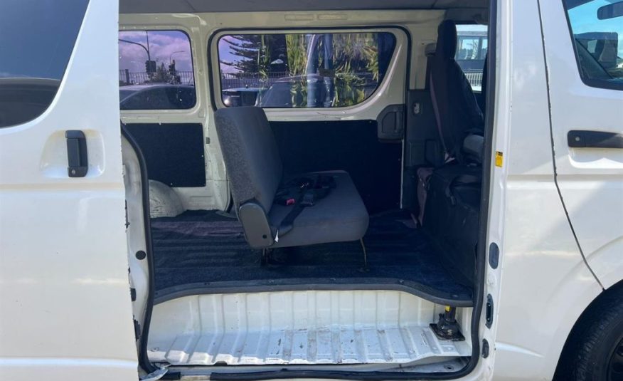 2005 Toyota Hiace