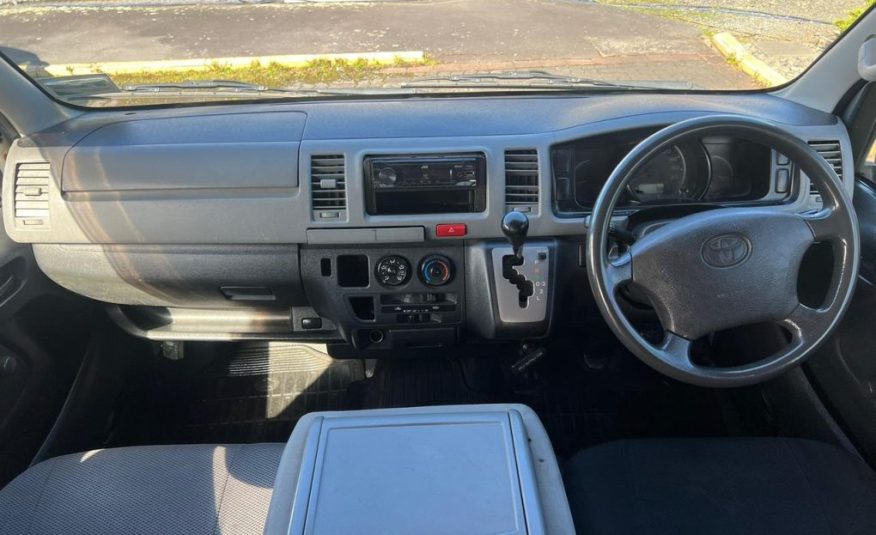 2005 Toyota Hiace