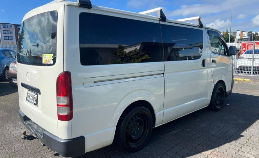 2005 Toyota Hiace