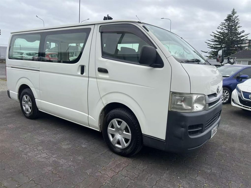 2009 Toyota Hiace