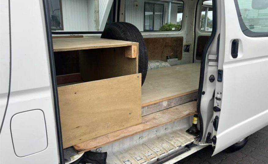 2009 Toyota Hiace