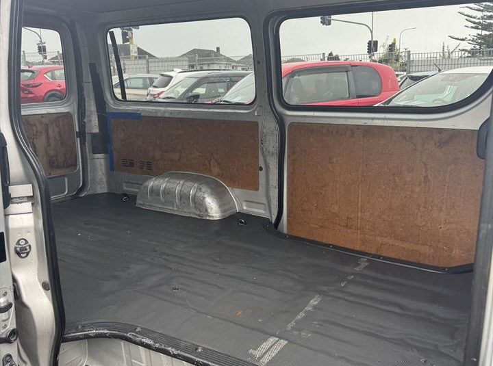 2013 Toyota Hiace Light Van