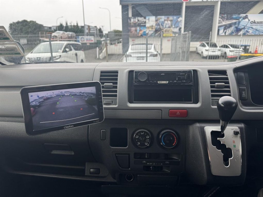 2013 Toyota Hiace Light Van