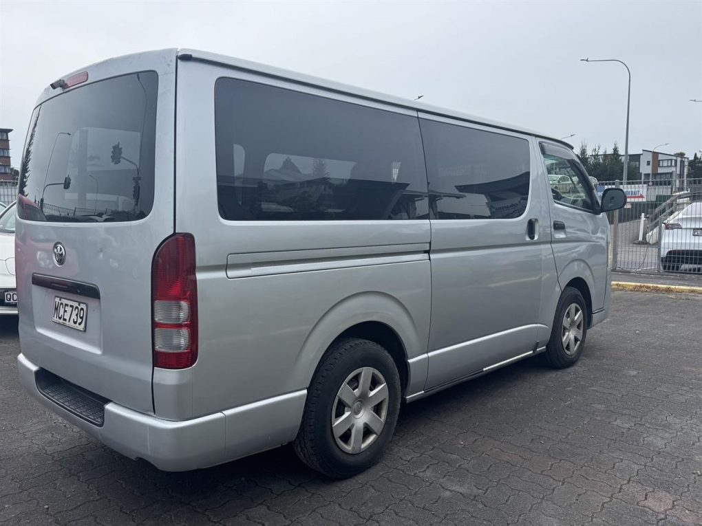 2013 Toyota Hiace Light Van