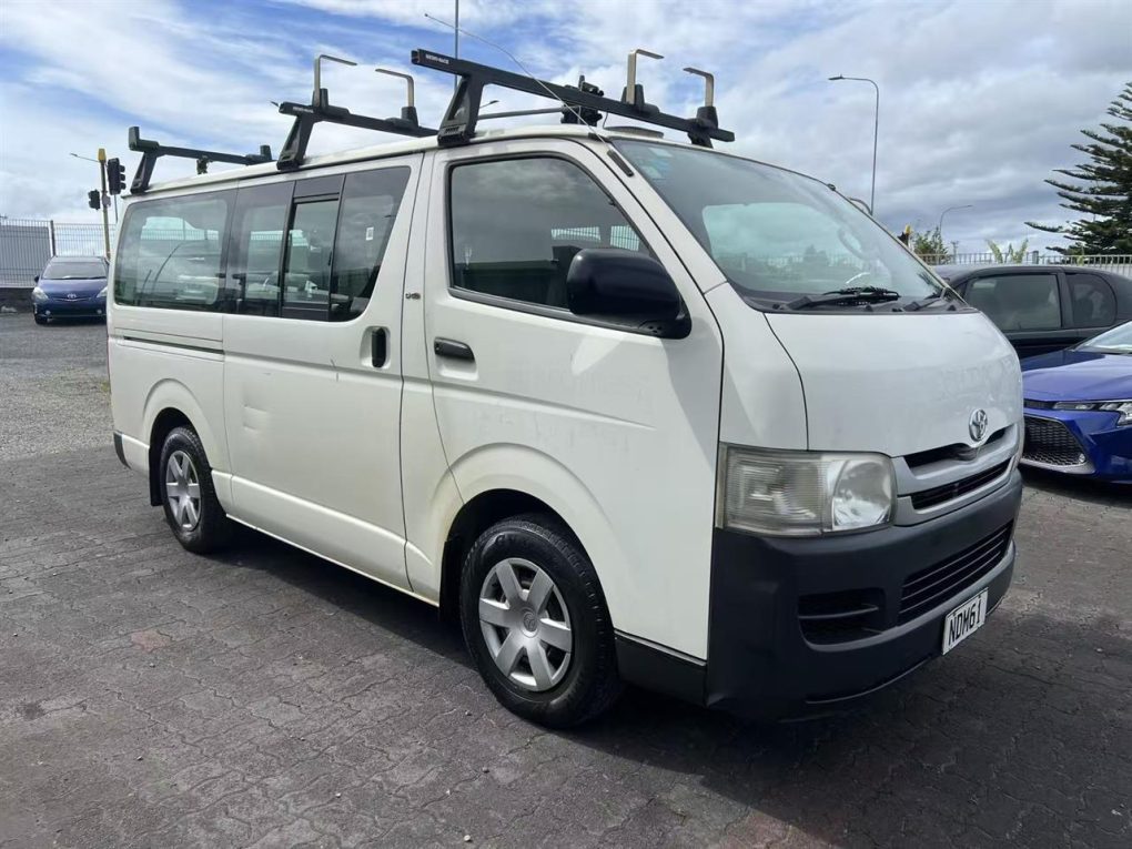 2009 Toyota Hiace