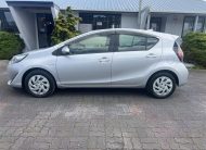 2017 Toyota Aqua L Model Hybird