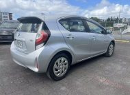 2017 Toyota Aqua L Model Hybird