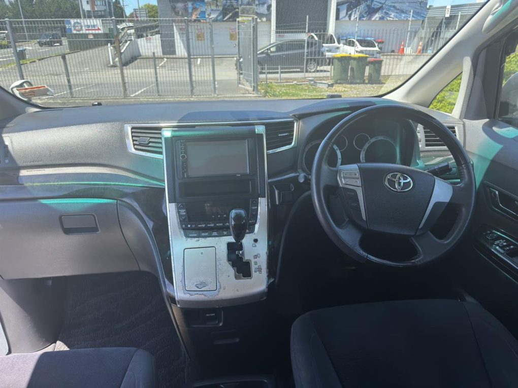 2010 Toyota ALPHARD