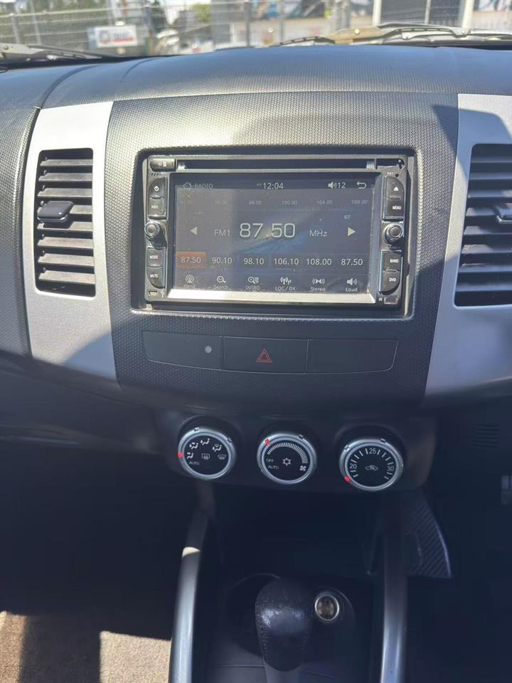 2010 Mitsubishi Outlander