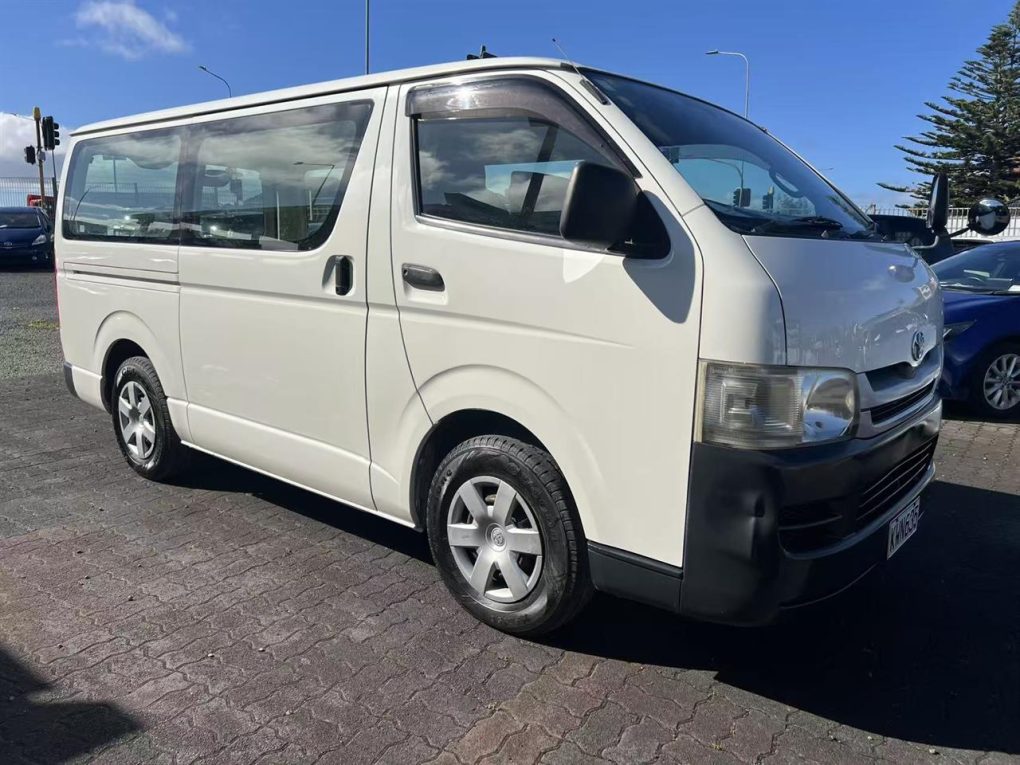 2009 Toyota Hiace