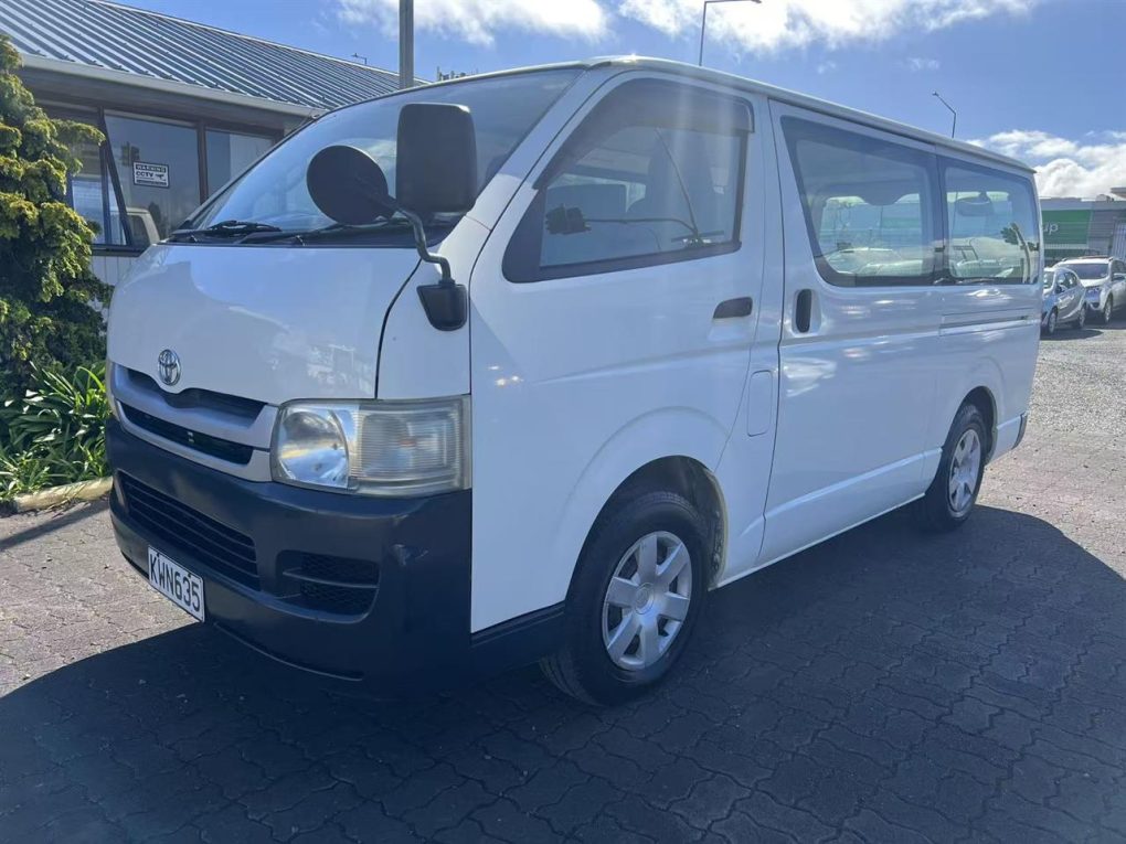 2009 Toyota Hiace