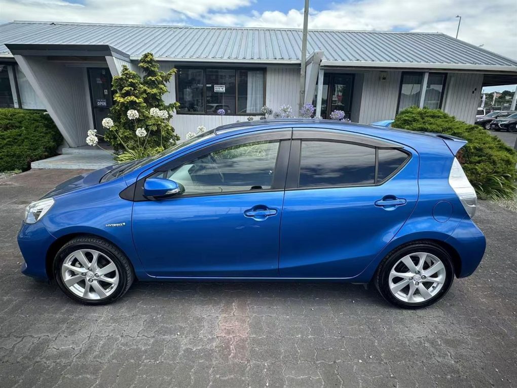 2014 Toyota Aqua S Model, Push Start