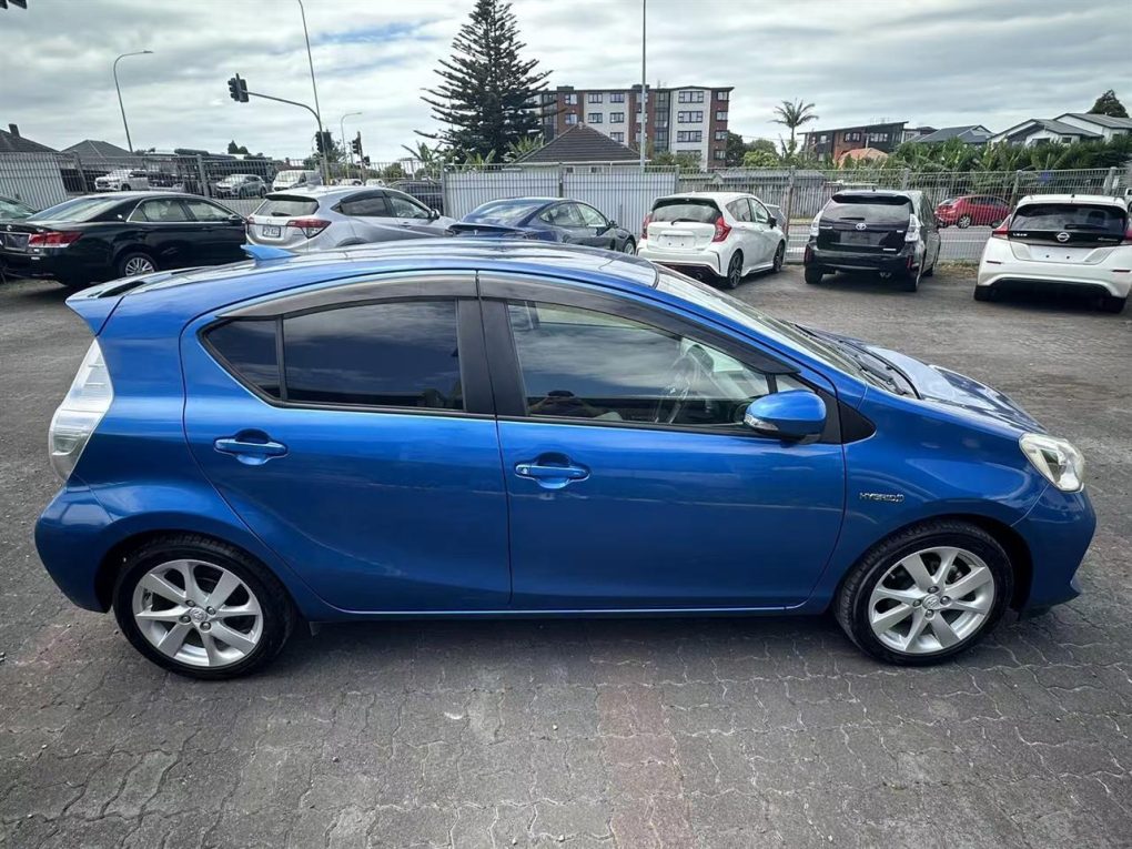 2014 Toyota Aqua S Model, Push Start