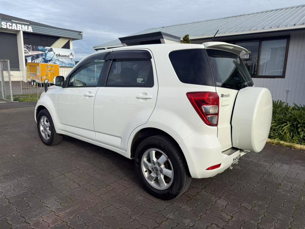 2006 Toyota Rush Small SUV