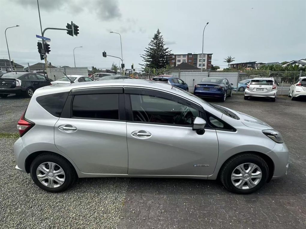 2020 Nissan Note E-Power