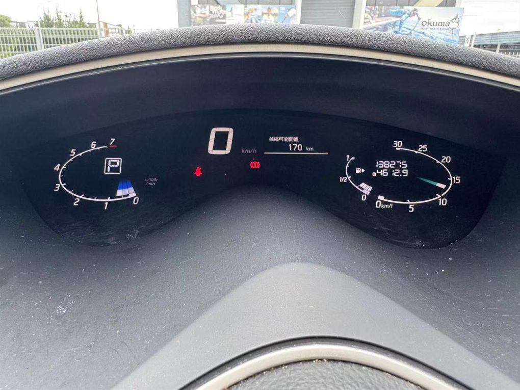 2013 Nissan Serena Highway Star S Hybrid