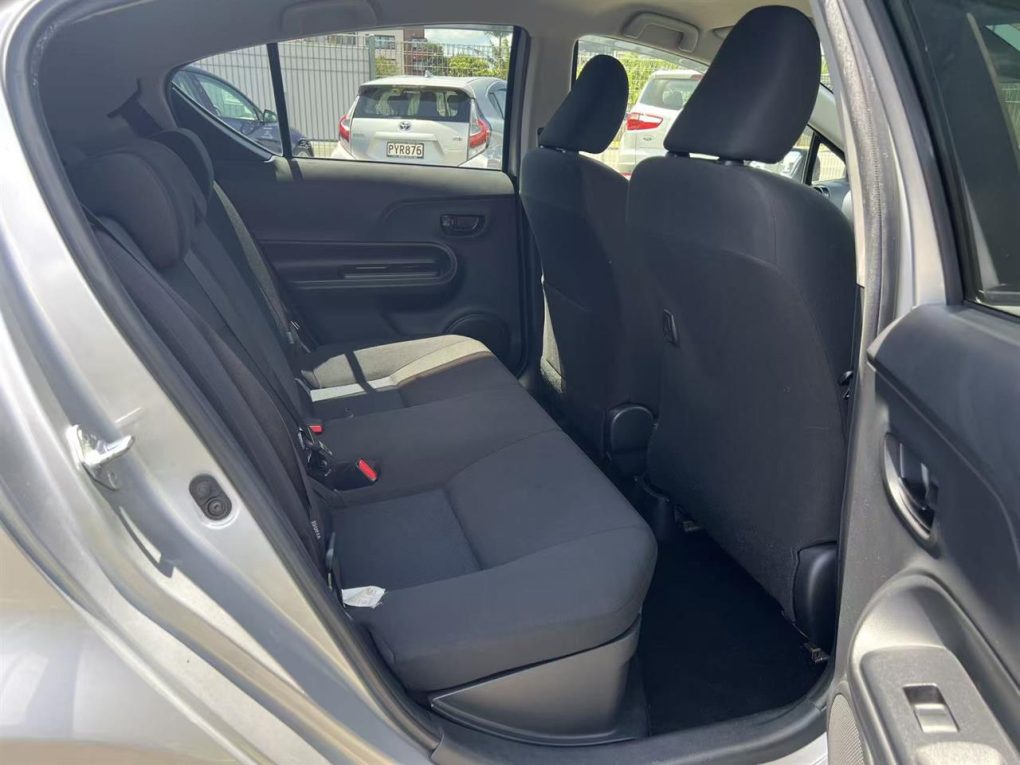 2017 Toyota Aqua S Model, Push Start