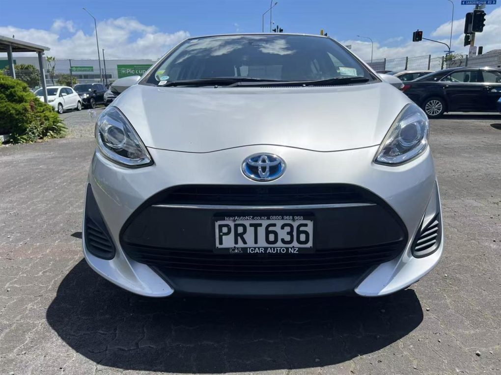 2017 Toyota Aqua S Model, Push Start