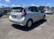 2017 Toyota Aqua L Model Hybird, facelift