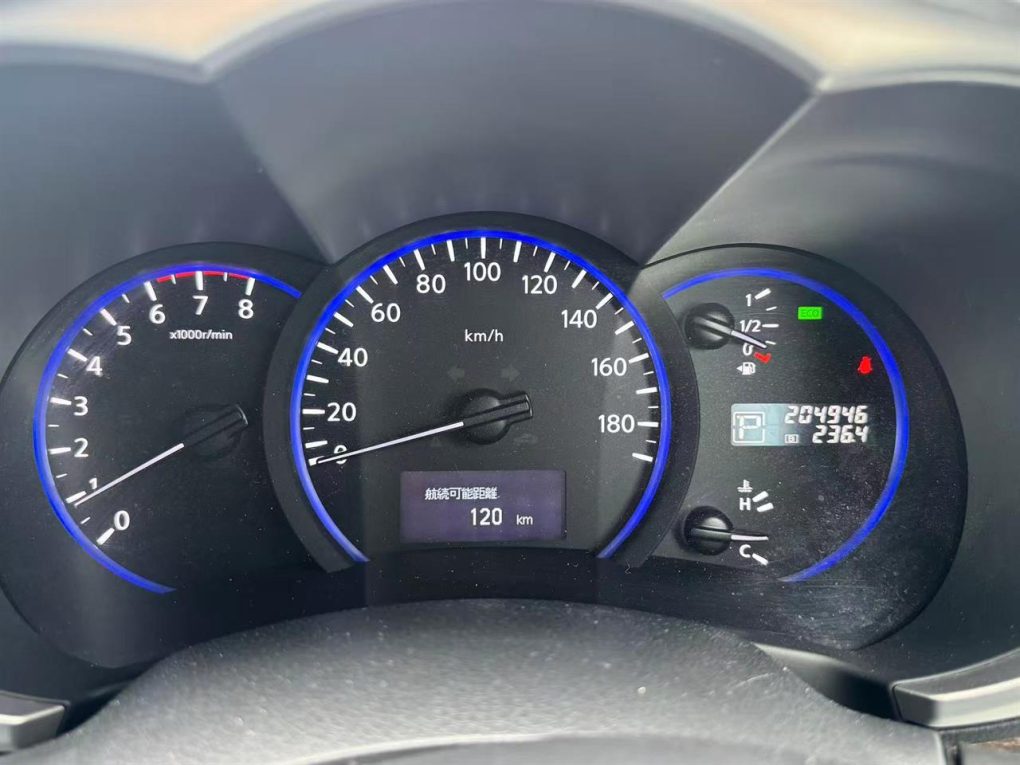 2010 Nissan Elgrand Highway Star