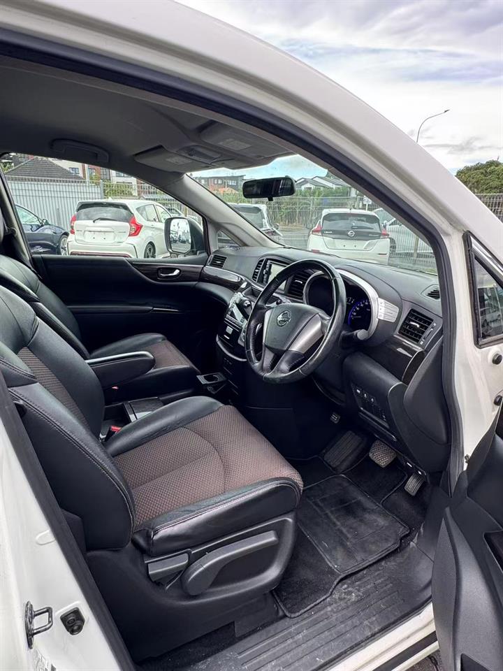 2010 Nissan Elgrand Highway Star